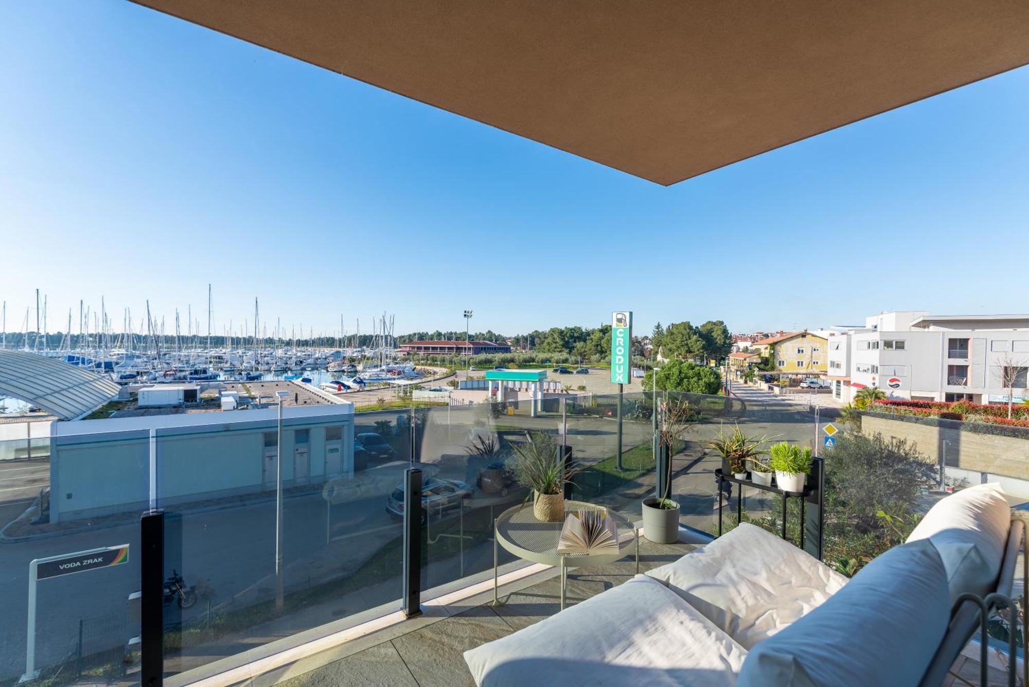 Apartments Mia Новиград Экстерьер фото